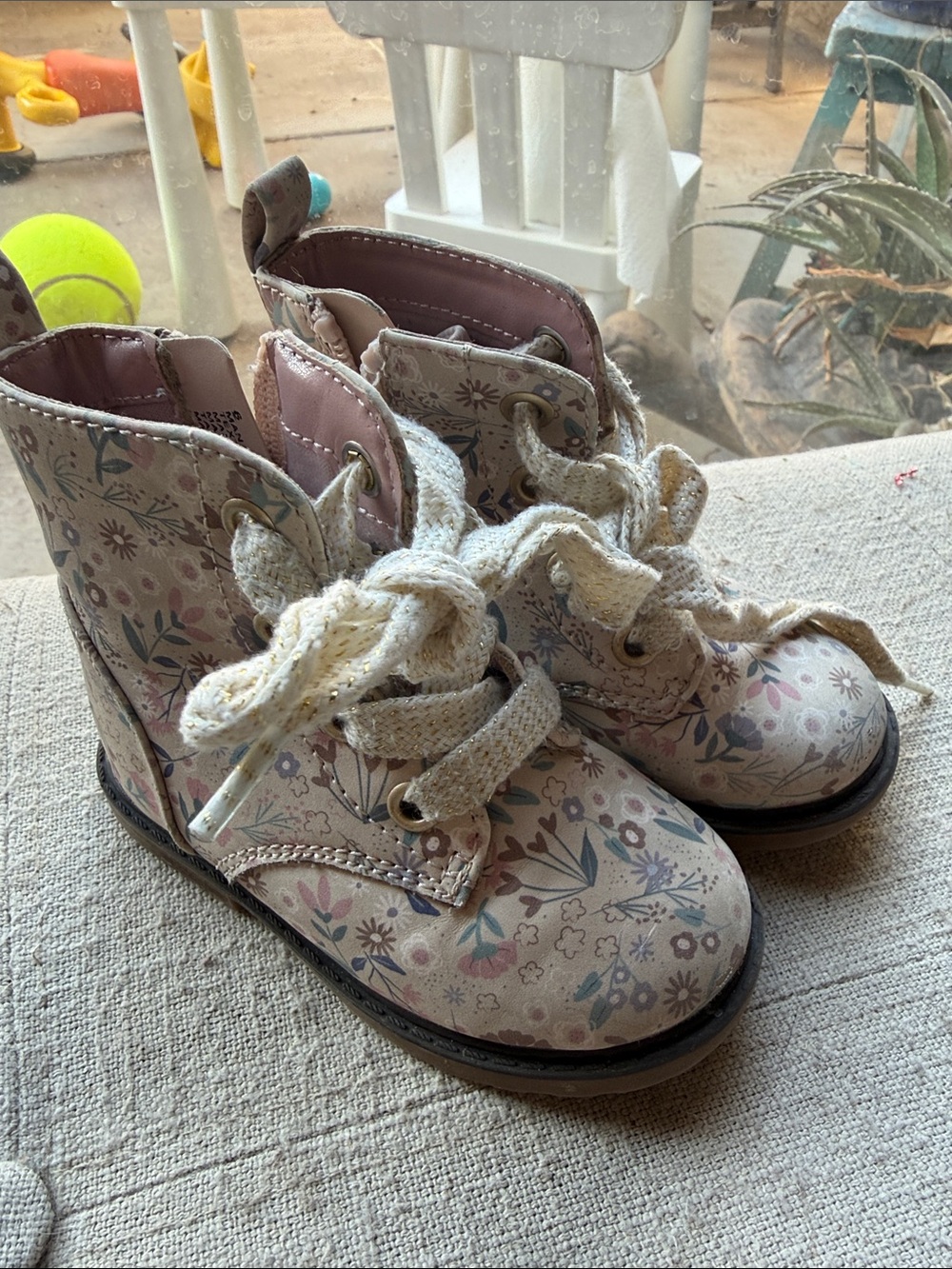 Cat & Jack Floral Lace-Up Kids Boots in Light Pink and Cream